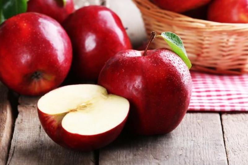 सेब खाने से दूर होता है कैंसर का खतरा