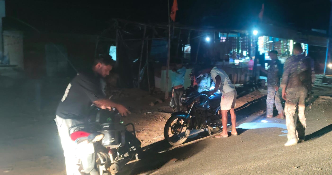 पालोजोरी के बदियामोड़ में एंटी क्राइम चेकिंग अभियान, वाहनों की सघन जांच