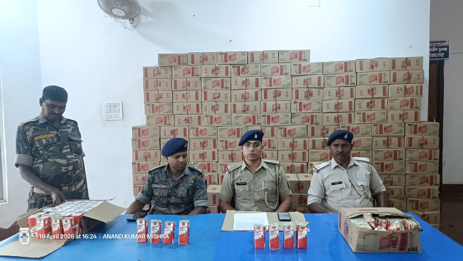 रामगढ़ पुलिस को मिली बड़ी सफलता,180 पेटी विदेशी शराब जब्त