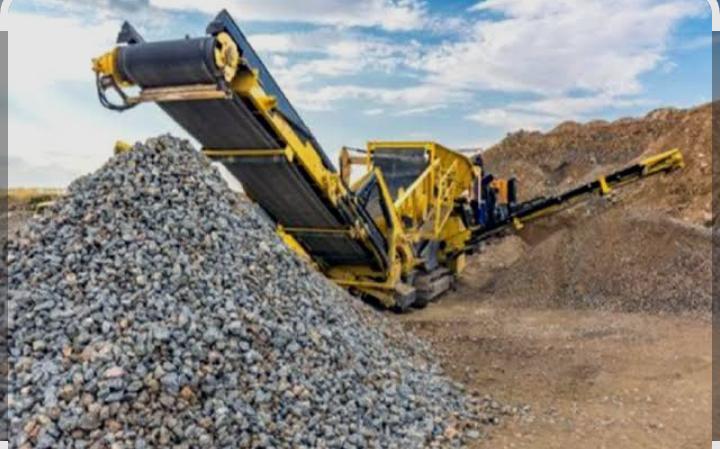 हाईकोर्ट ने दिया आदेश पत्थर के लिए 500 स्टोन क्रशर के लिए वन भुमि से दुरी होगी 400 मीटर