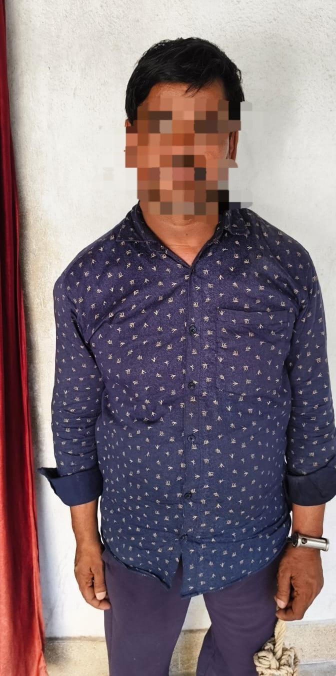 प्रतिबंधित गौ मांस के साथ एक गिरफ्तार, दो फरार।