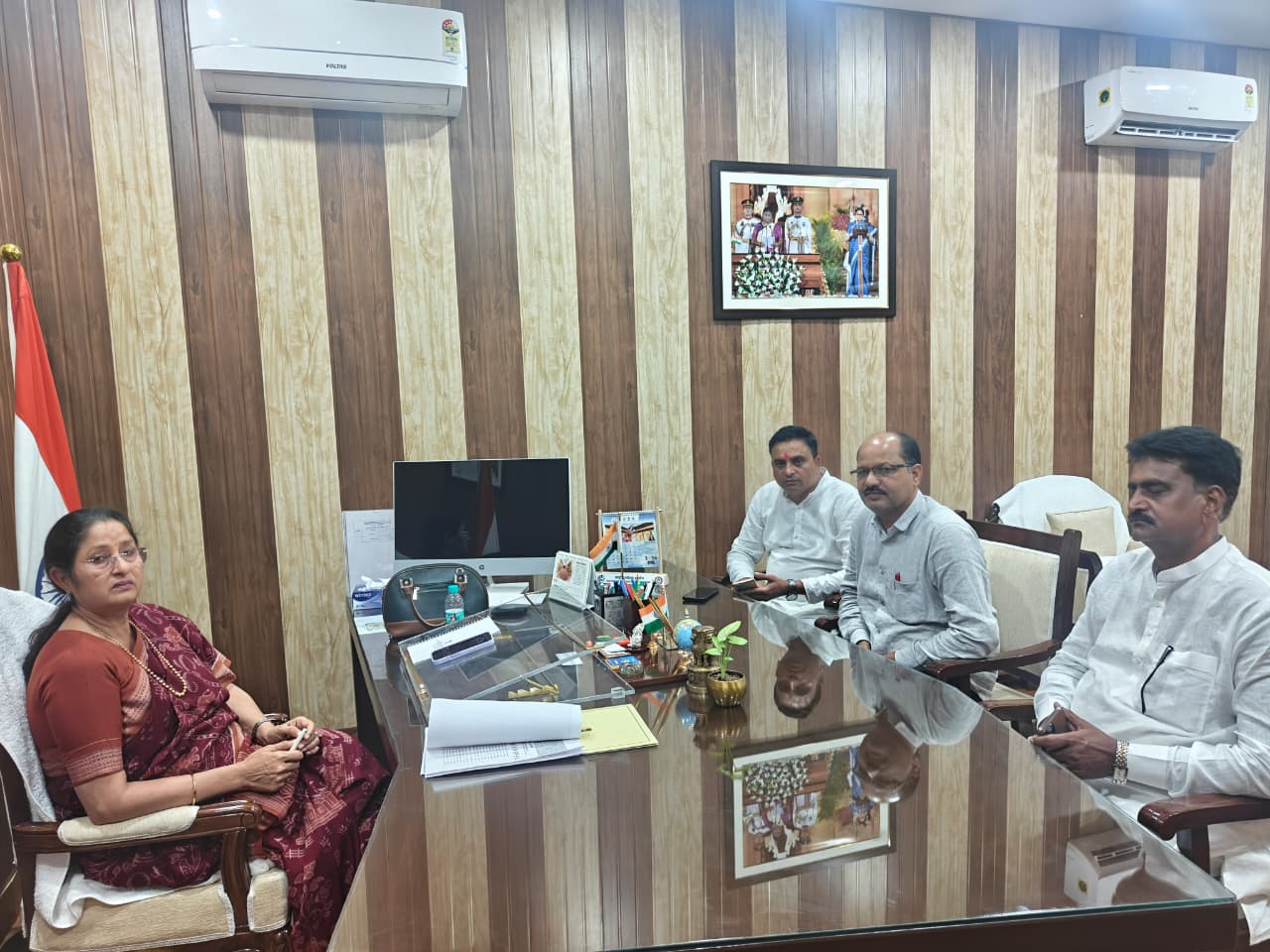 खाद्य आपूर्ति मंत्री डॉक्टर इरफान अंसारी के पत्र से किसानों और पैक्स कर्मियों की परेशानियों का समाधान करने की मांग