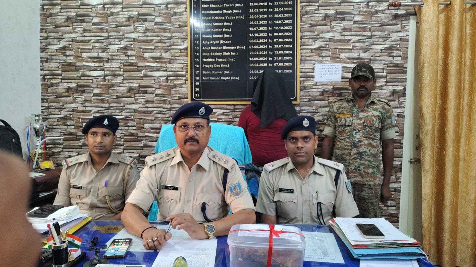 बेटा बना शैतान, मां को ही पत्थर से कुछ कर क्या हत्या, हत्यारा बेटा गिरफ्तार