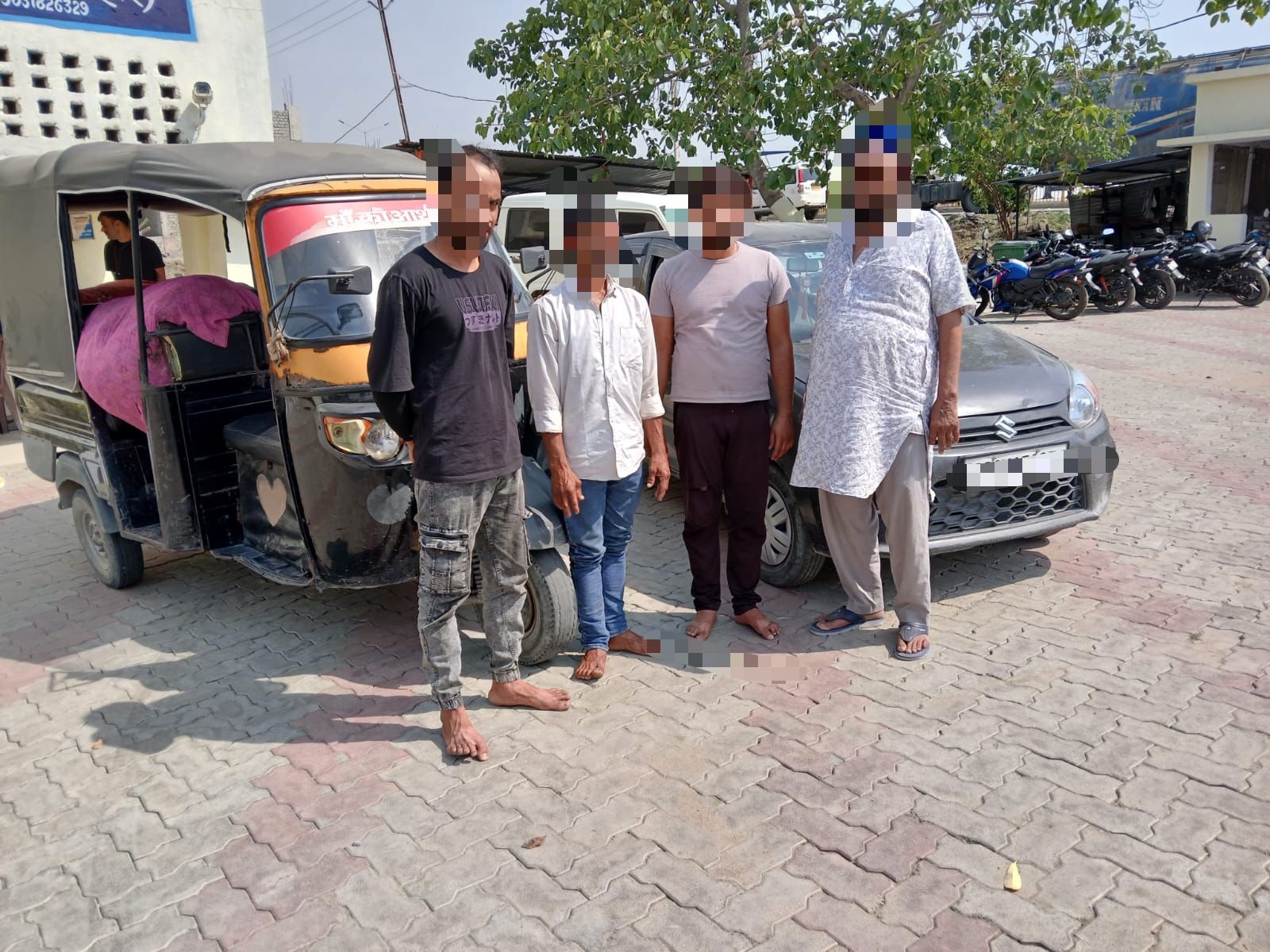 छियानवें किलो डोडा के साथ चार तस्कर को पुलिस ने किया गिरफ्तार, टेंपू-आल्टो कार भी जब्त।