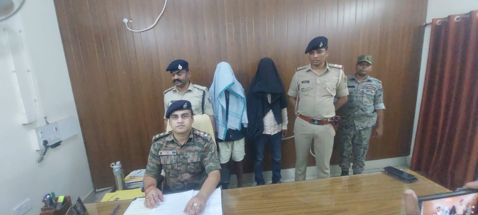 टीटू धमाका गैंग के दो सदस्यों को पुलिस ने किया गिरफ्तार ,एसडीपीओ शिवम कुमार ने दी जानकारी