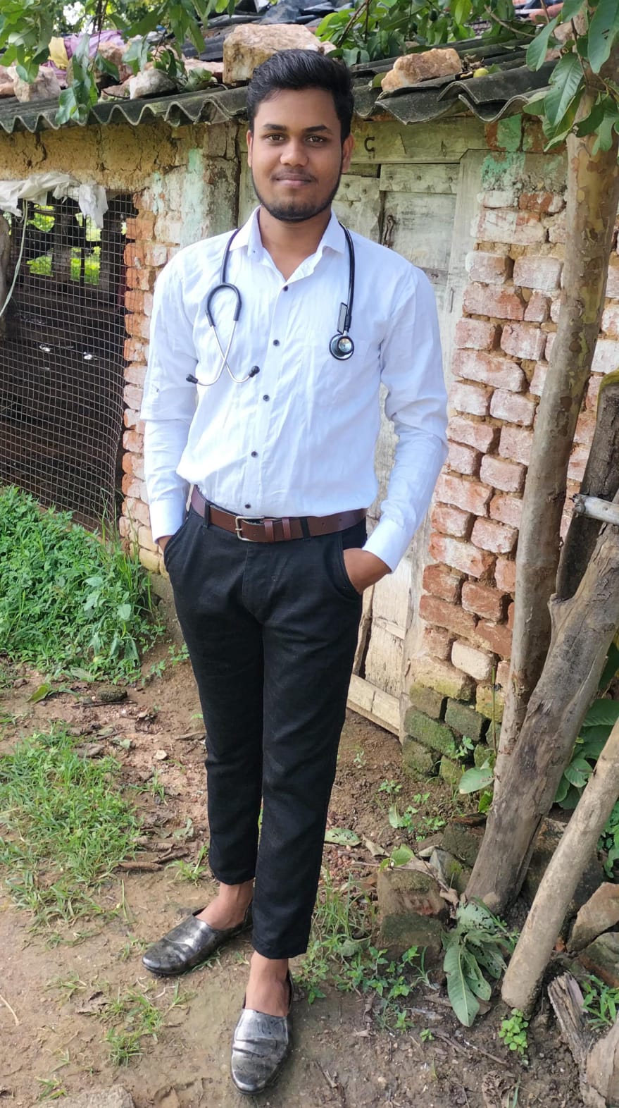मयूरहंड के नितेश कुमार दास ने किया सुसाइड, अपनी मौत का जिम्मेदार पंजाब बैंक को नोट में ठहराया
