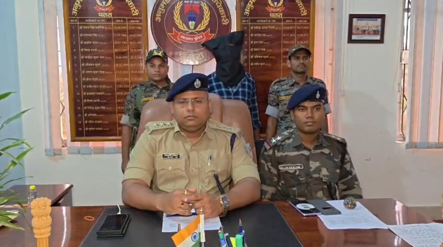 प्रतापपुर पुलिस ने धान के बोरी में डोडा समेत ऑटो को किया जाप