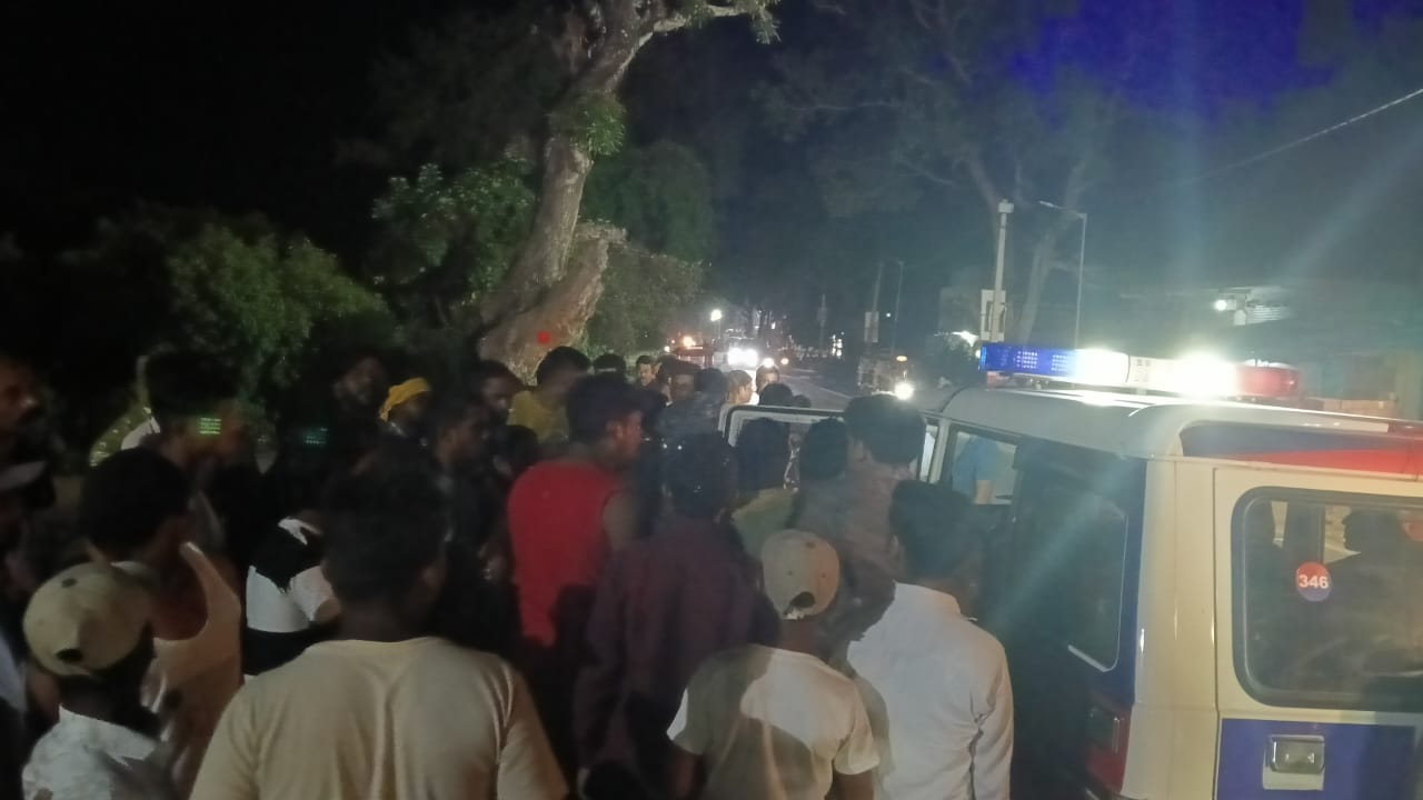 लता ज्वेलर्स लूटकांड : चार अज्ञात पर प्राथमिकी दर्ज, अपराधियों तक पहुंचने में मोहनपुर पुलिस नाकाम