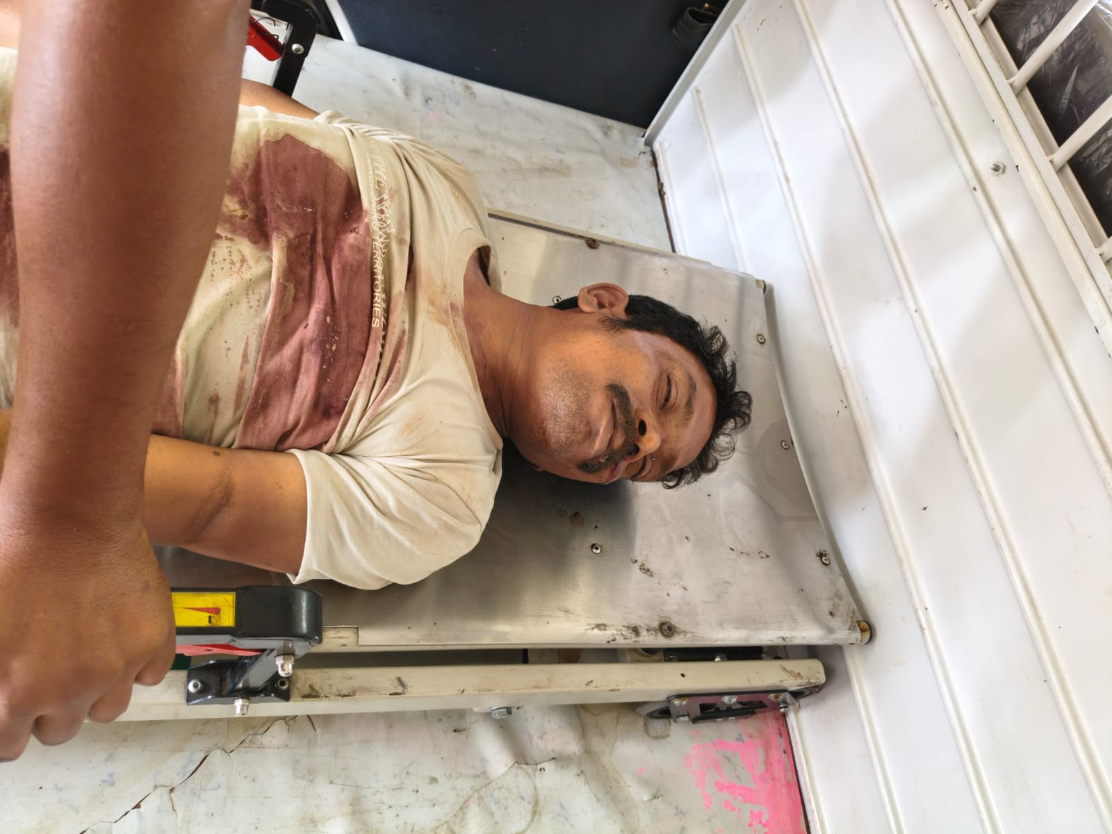 शिकार करने गए युवक की गोली लगने से हुई मौत, परिजनों ने हत्या का लगाया आरोप,जांच में जुटी पुलिस.