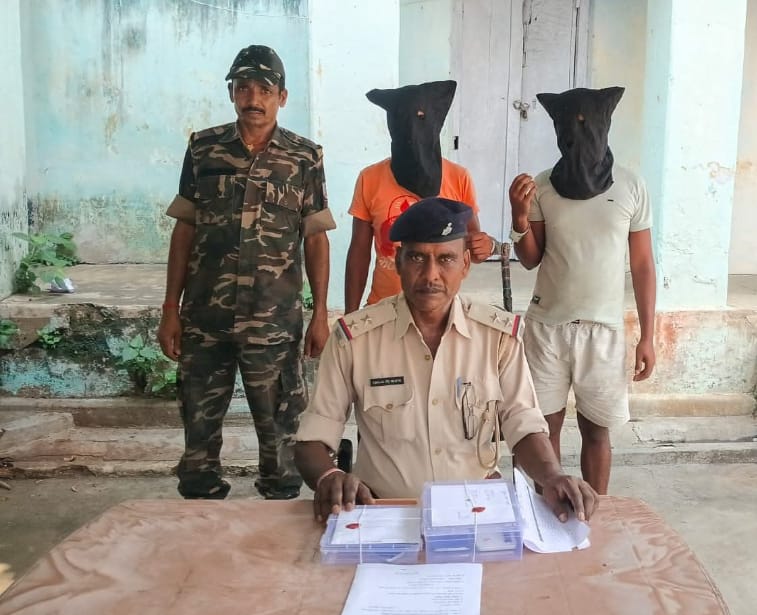 देवघर में साइबर अपराध पर पुलिस का शिकंजा, दो आरोपी गिरफ्तार