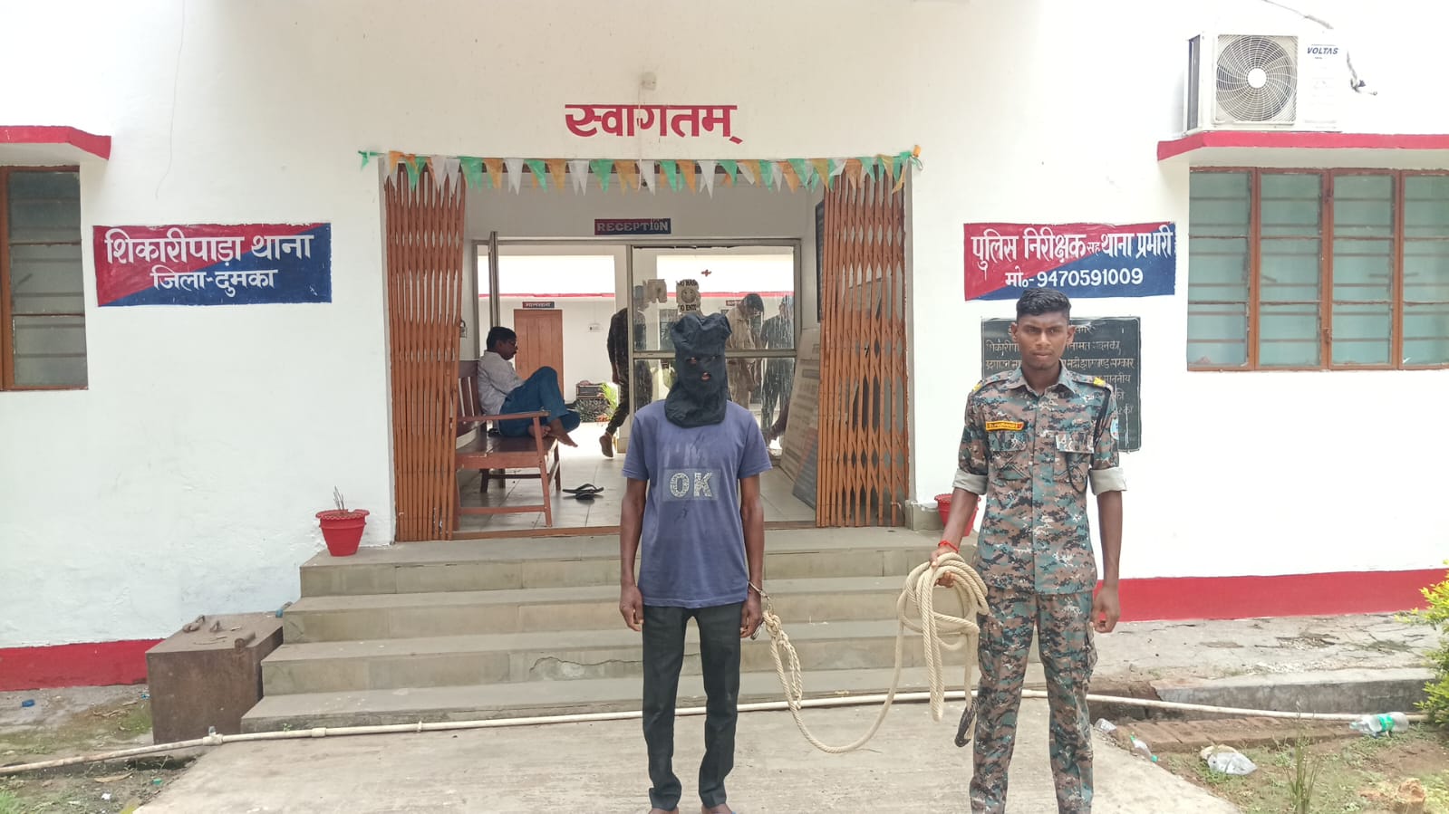 शिकारीपाड़ा में डेढ़ साल तक यौन शोषण करने वाला आरोपी गिरफ्तार, भेजा गया जेल।शिकारीपाड़ा/दुमका /