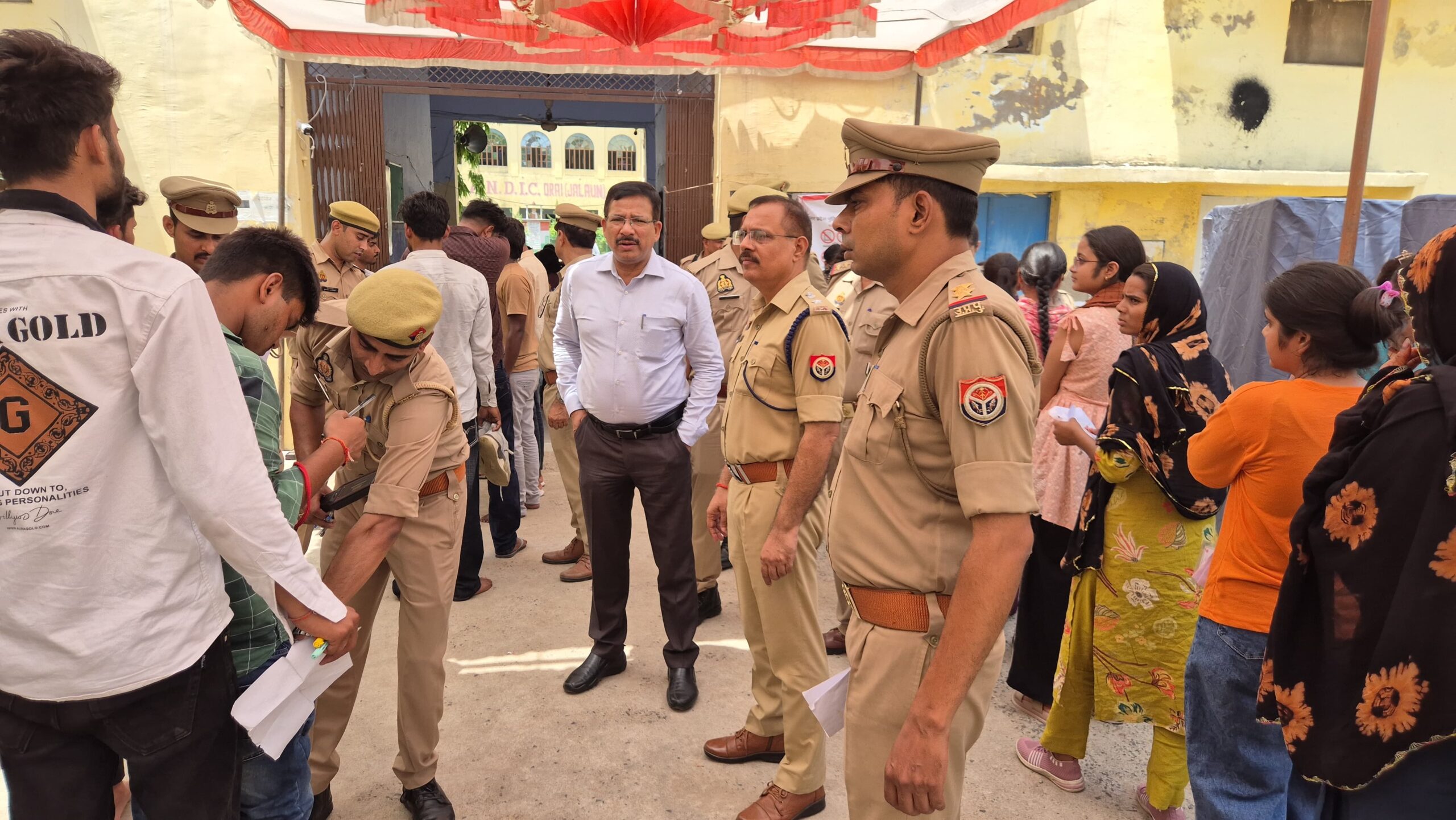 नकलविहीन, पारदर्शी एवं शांतिपूर्ण वातावरण में पुलिस आरक्षी भर्ती परीक्षा का प्रथम दिवस सकुशल संपन्न