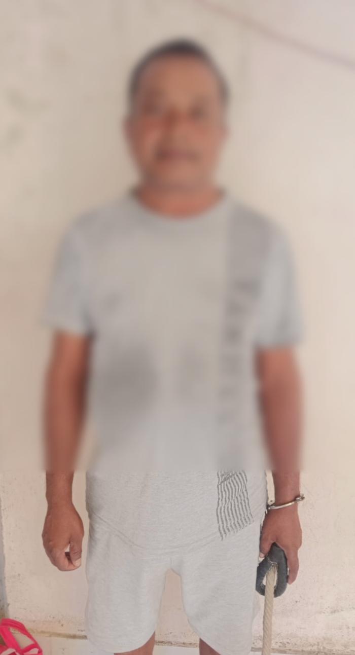 दुकान पर सामान खरीदने नाबालिग लड़की से छेड़छाड़,