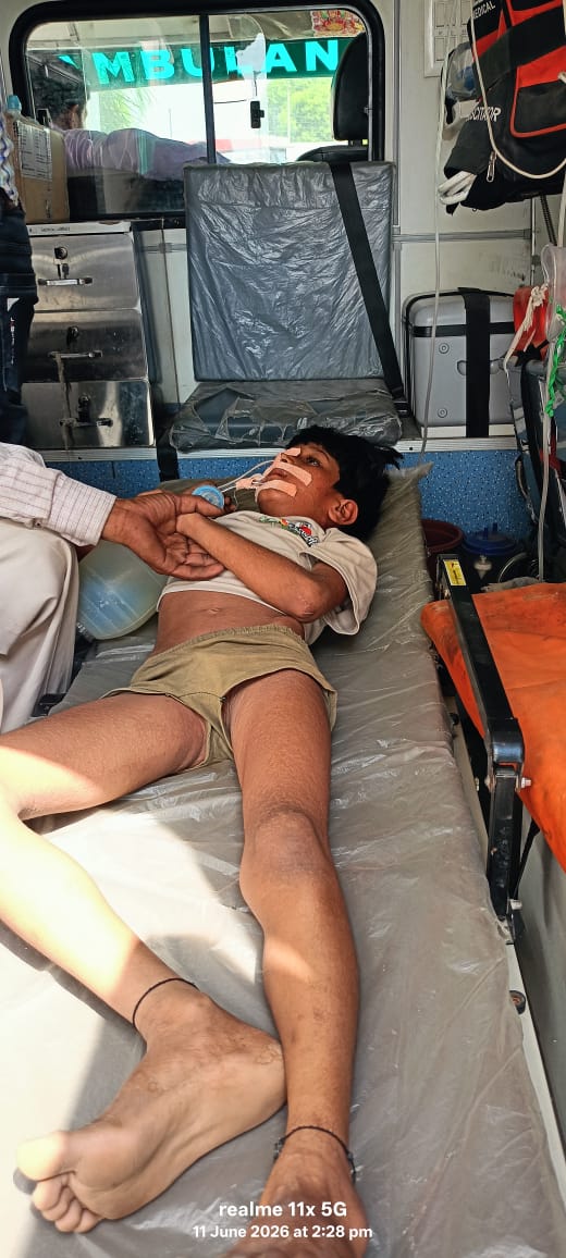 सोते समय 9 वर्षीय किशोर को सर्प ने डसा, हालत बिगड़ने पर उच्च संस्थान रेफर