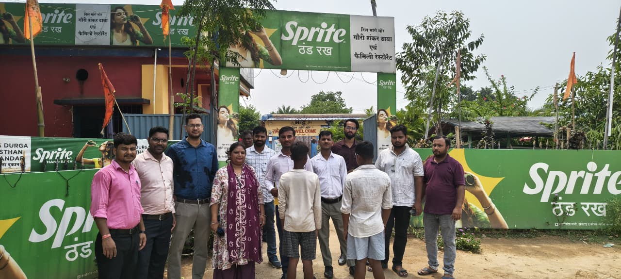 बाल श्रम उन्मूलन अभियान: देवघर के होटलों में धावा-दल की छापेमारी, 2 बच्चे मुक्त