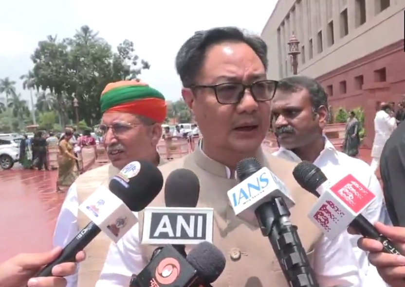 लोकसभा में आज पेश होगा सार्वजनिक परीक्षाएं संशोधन विधेयक
