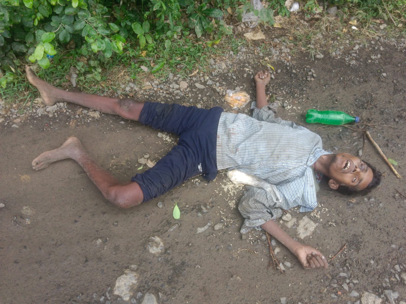 कोटालपोखर पत्थर डिपो रोड पर अज्ञात व्यक्ति का शव मिलने से सनसनी
