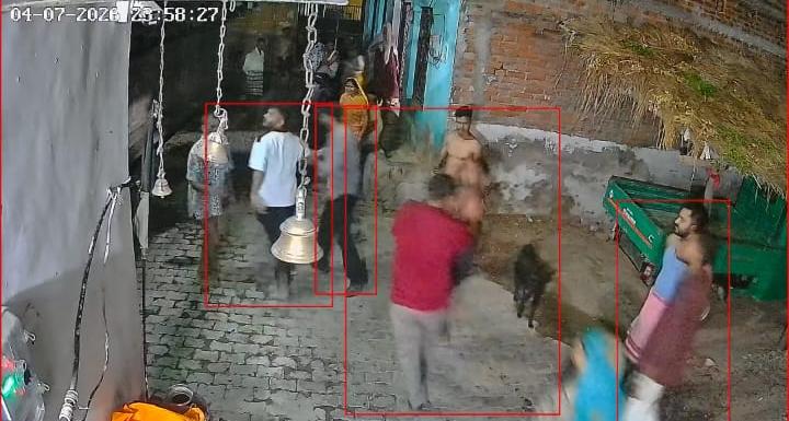 सोशल मीडिया पर गाली-गलौज का वीडियो वायरल, जांच में जुटी पुलिस