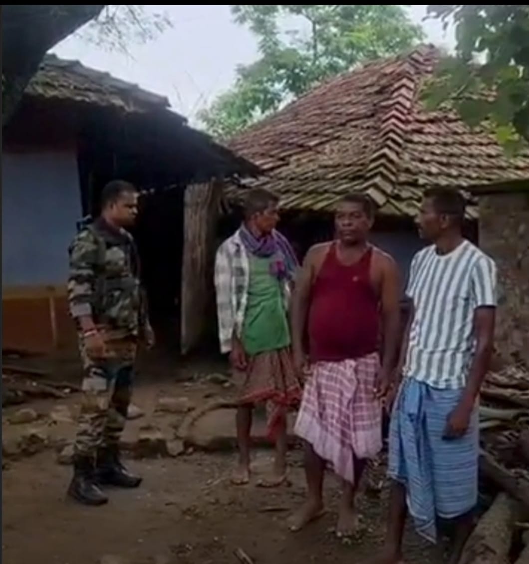 अमडा़पाडा़ में 21 वर्षीय विवाहिता का बिस्तर पर पड़ा मिला खून से लथपथ शव, महिला ने की थी तीन शादियां, जांच में जुटी पुलिस