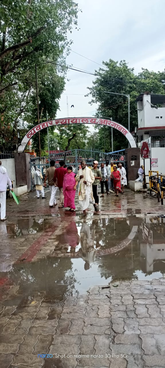 हत्या के आरोपी अभियुक्त को कोर्ट ने आजीवन कारावास की सजा सुनाई