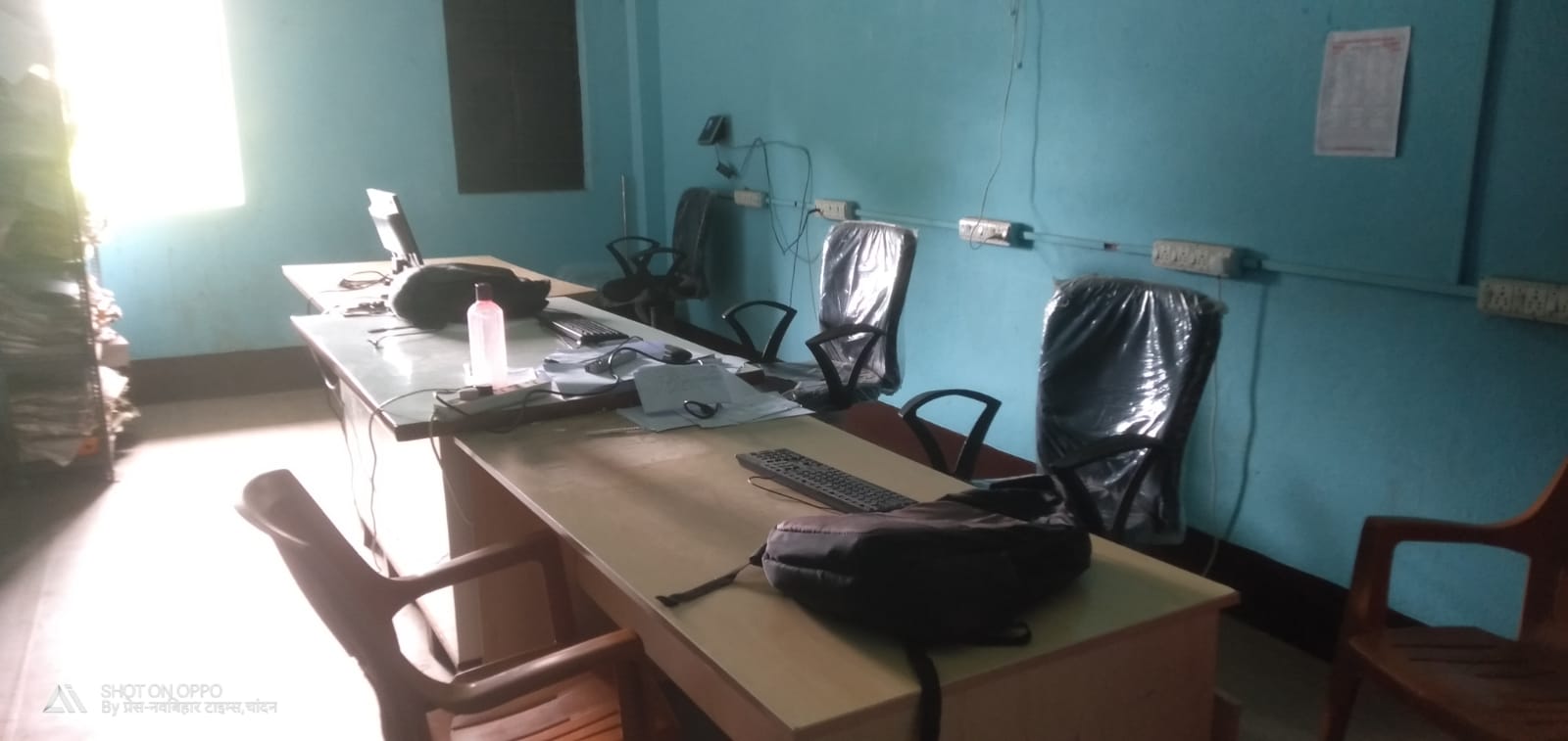 मनरेगा भवन में ताला तोड़कर हजारों रूपये की संपत्ति चोरी