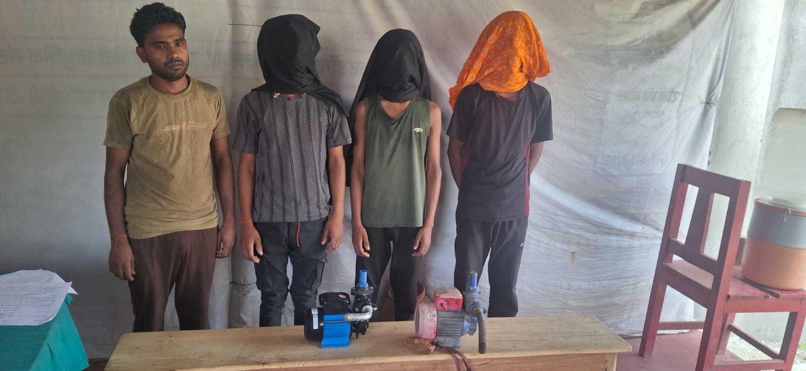 इलेक्ट्रिक मोटर चोरी मामले में 3 बाल अपचारी समेत चार गिरफ्तार