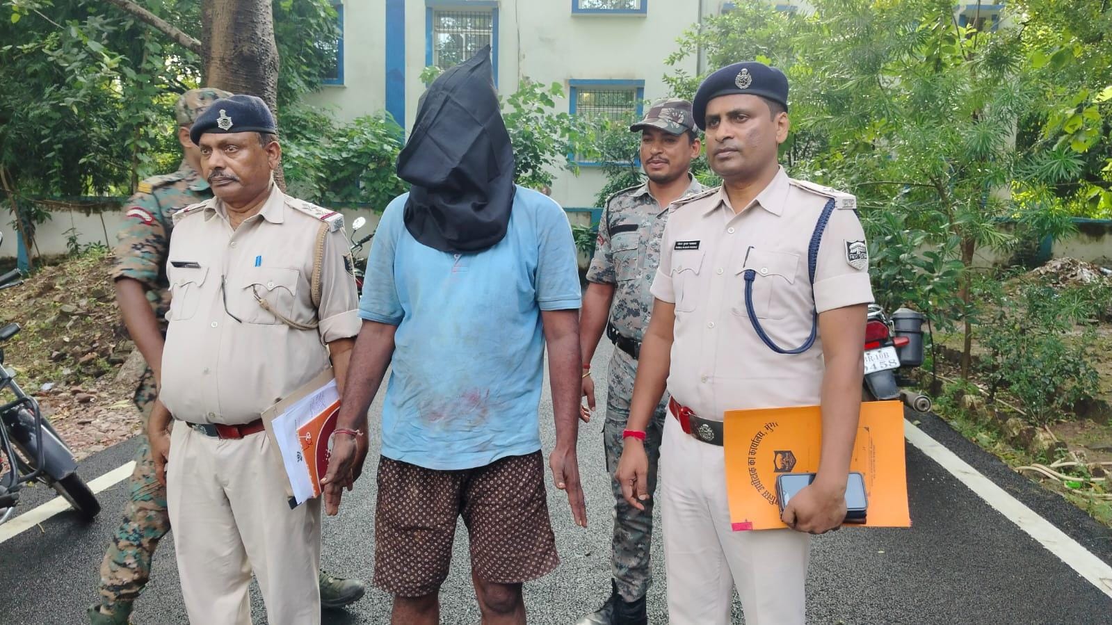 जमालपुर में बाबा साहेब डॉ. अंबेडकर की प्रतिमा पर कालिख पोतने वाला आरोपी गिरफ्तार, पुलिस ने भेजा जेल