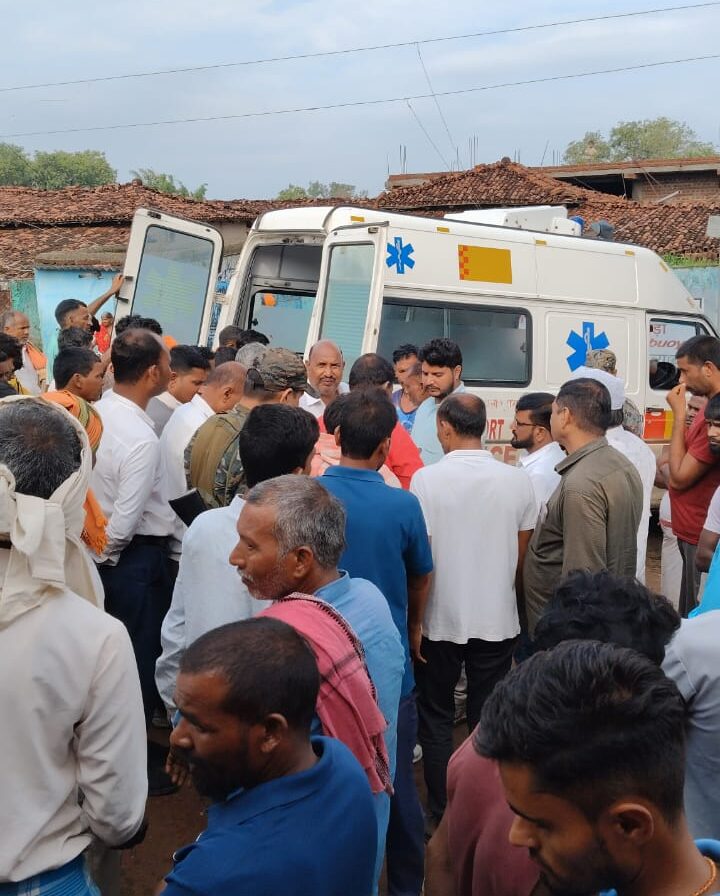 पलामू में वज्रपात का कहर: पिता-पुत्र की दर्दनाक मौत, महिला गंभीर रूप से घायल