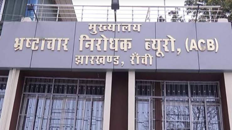 बुढ़मू सीओ की गिरफ्तारी पर ACB के खिलाफ JASA का मोर्चा, आधी रात की कार्रवाई पर उठाए सवाल