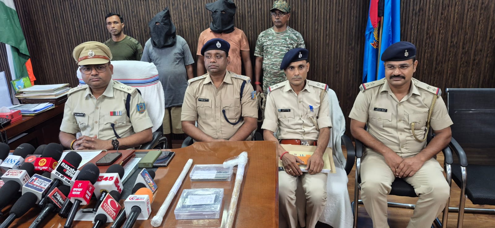 गिरिडीह में राजनीतिक दल से जुड़े नेता मिथलेश यादव हत्याकांड का खुलासा, होटल मालिक समेत दो गिरफ्तार