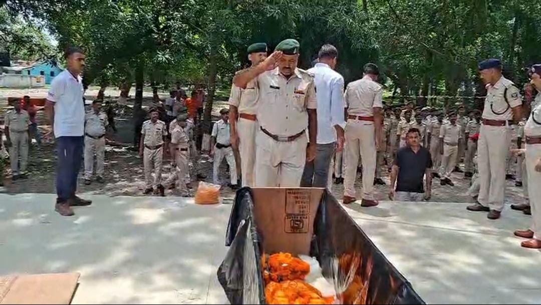 बीएमपी 9 जमालपुर में प्रशिक्षु महिला सिपाही की संदिग्धा मौत पर उठने लगे सवाल, हंगामा के बाद जांच करने पहुंचे आईजी