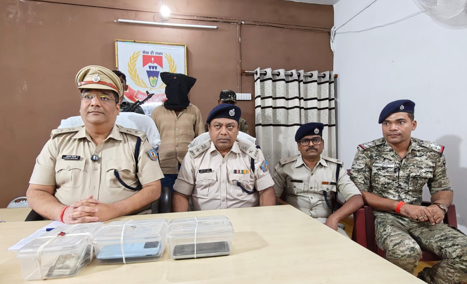 चंद्रगुप्त कोल परियोजना में अंधाधुंध फायरिंग का 24 घंटे में खुलासा, राहुल दुबे गैंग के दो अपराधी गिरफ्तार