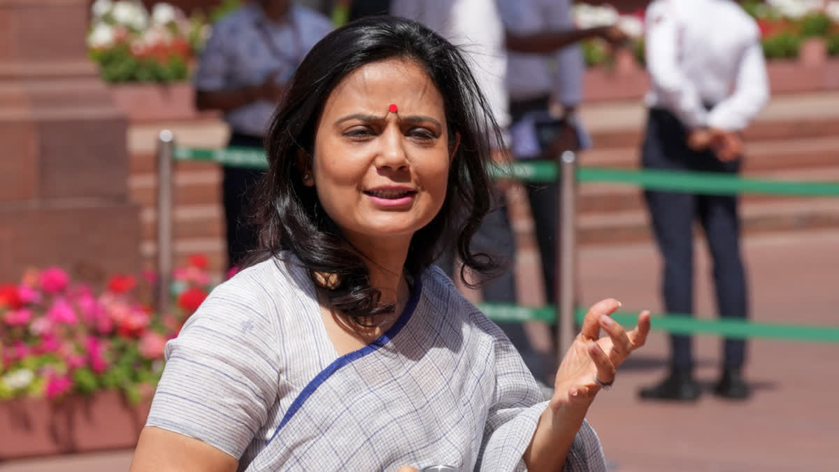 महुआ मोइत्रा को बड़ी राहत, हाई कोर्ट ने गिरफ्तारी वारंट पर लगाई रोक; MP-MLA कोर्ट में होगी सुनवाई