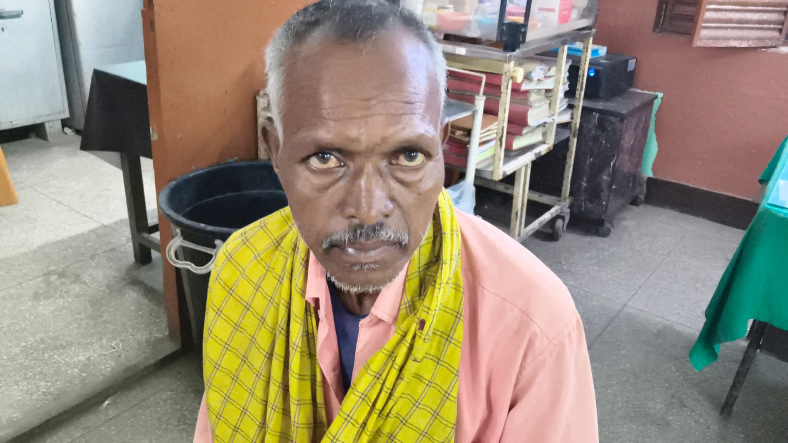 सर्पदंश से किसान अचेत, प्राथमिक उपचार के बाद रेफर