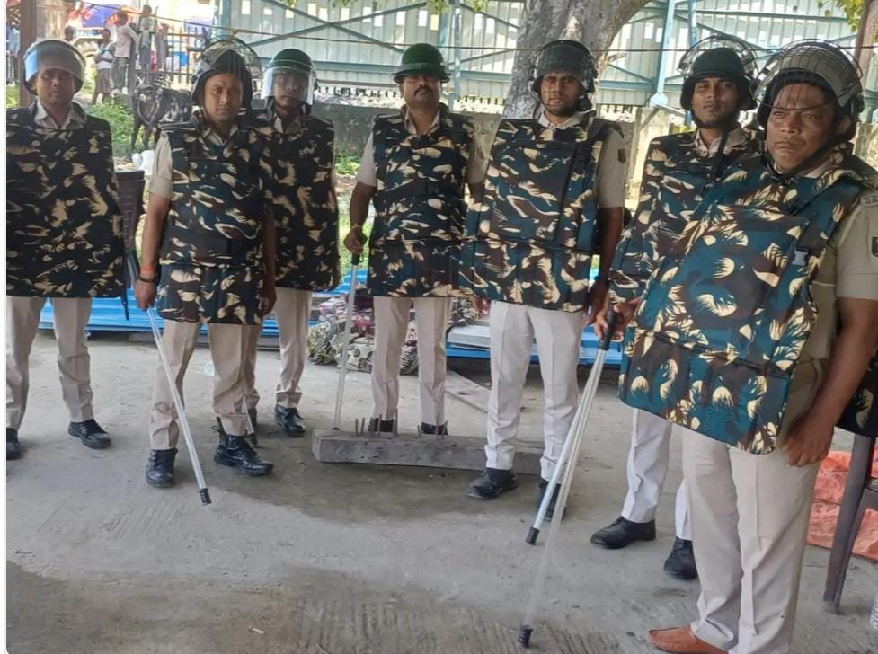 जमालपुर रेलवे रैक पर ठेकेदारी विवाद और रंगदारी को लेकर दो बाहुबलियों में भिड़ंत, रंगदारी मांगने पर पुलिस अलर्ट
