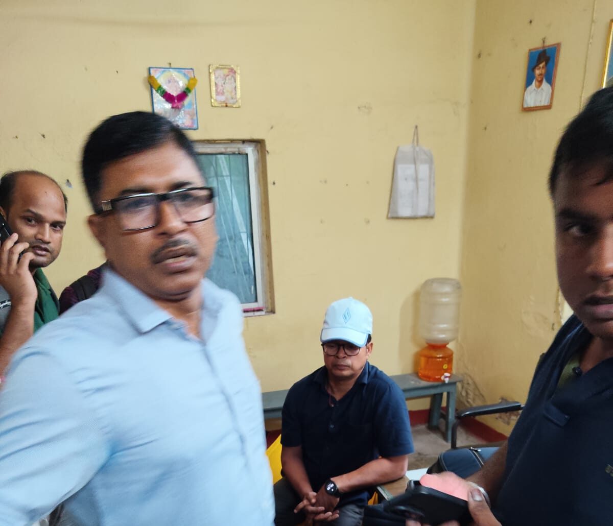 दो दर्जन पुलिसकर्मियों की घेराबंदी में पकड़ा गया हसन चिकना, ट्रेन से उतरते ही भागने लगा