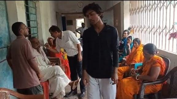 प्रधानाध्यापक पर 15 वर्षीय छात्रा से छेड़छाड़ और जातिसूचक गाली-गलौज का आरोप, SC/ST थाने में शिकायत