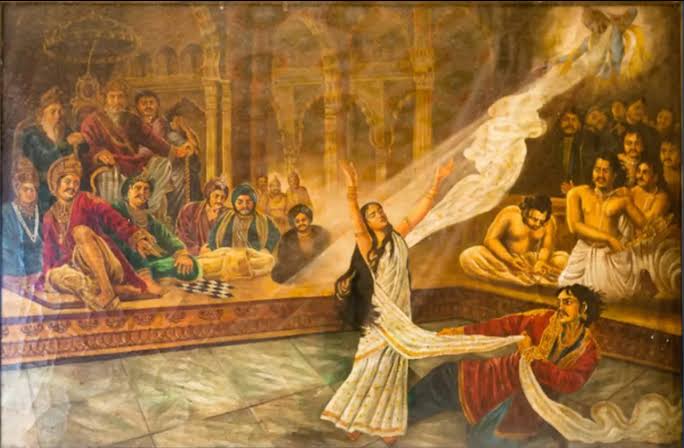 द्रौपदी का चीरहरण और सोशल मीडिया पर दम तोड़ती संवेदनाएं