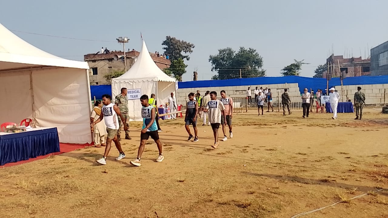 रामगढ़ में होमगार्ड बहाली शुरू, 5 नवंबर तक भारी वाहनों की आवाजाही पर रोक