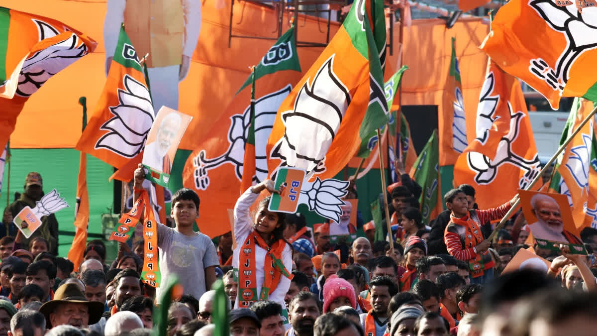 कांग्रेस के खिलाफ BJP का ‘अराजकता हटाओ, लोकतंत्र बचाओ’ अभियान, देशभर में युवाओं को जोड़ेगी पार्टी