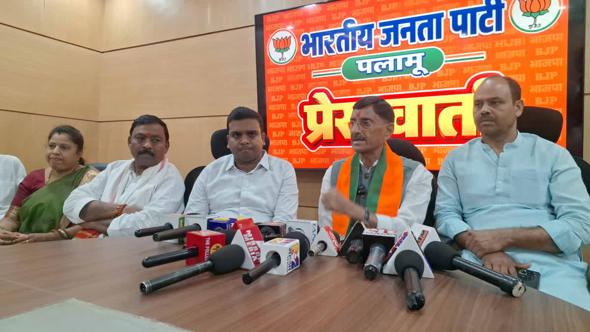 विदेशी फंडिंग से देश में गृहयुद्ध और अर्थव्यवस्था को तबाह करने की साजिश, रक्षा राज्य मंत्री संजय सेठ का बड़ा खुलासा
