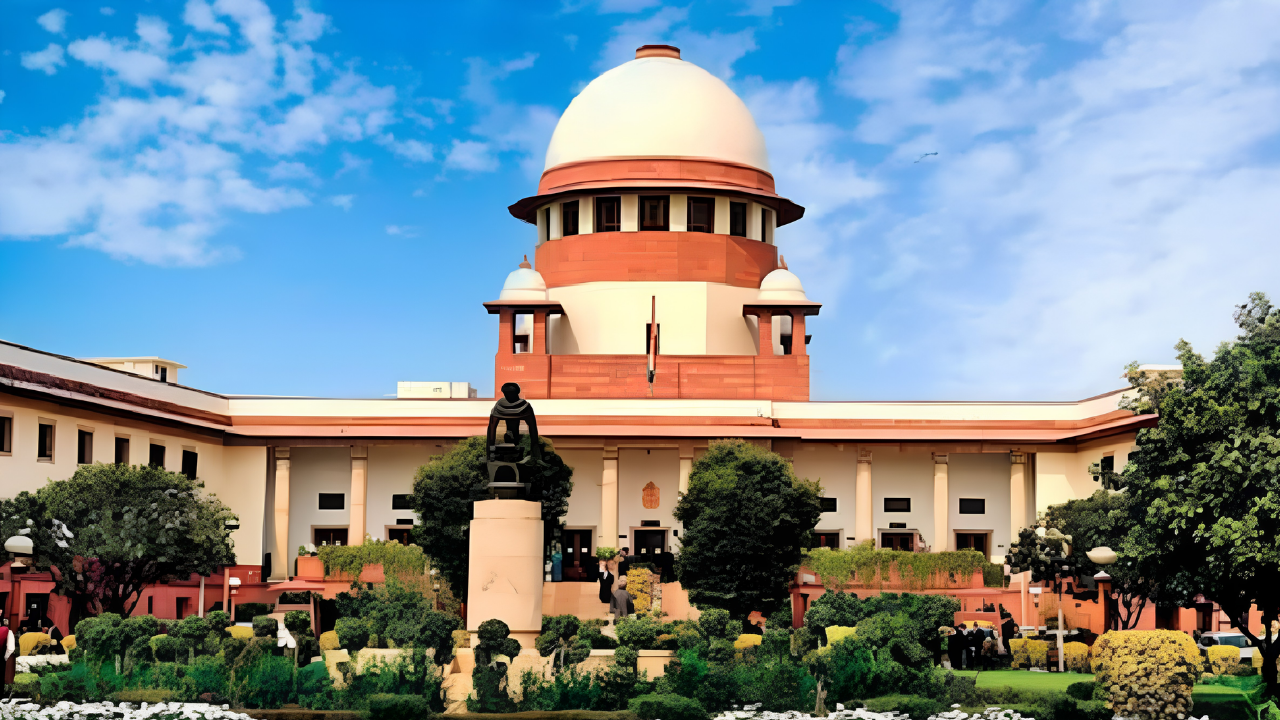 धर्म बदलने पर नहीं मिलेगा आरक्षण का लाभ, सुप्रीम कोर्ट का बड़ा फैसला; तमिलनाडु सरकार को झटका