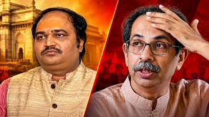 शिवसेना (UBT) को बड़ा झटका: राष्ट्रीय प्रवक्ता आनंद दुबे ने दिया इस्तीफा, कहा- ‘एकतरफा प्यार ज्यादा दिन नहीं चलता, इससे अच्छा बेवफा हो जाओ’