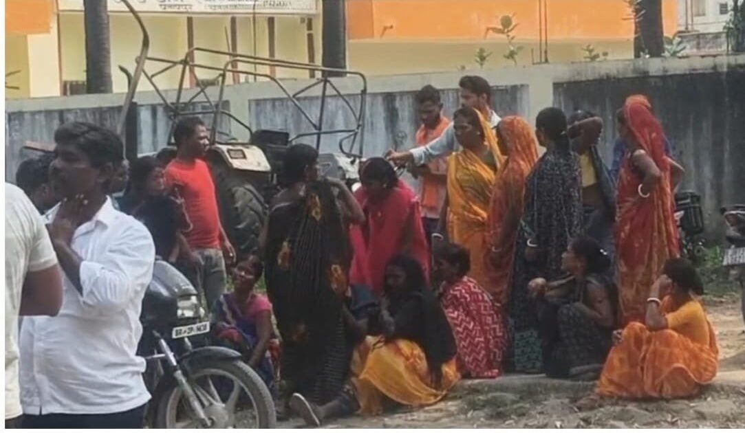 प्रतापपुर में विवाहिता सोनी की संदिग्ध मौत, मृतका के परिजनों ने लगाया दहेज के लिए हत्या का आरोप