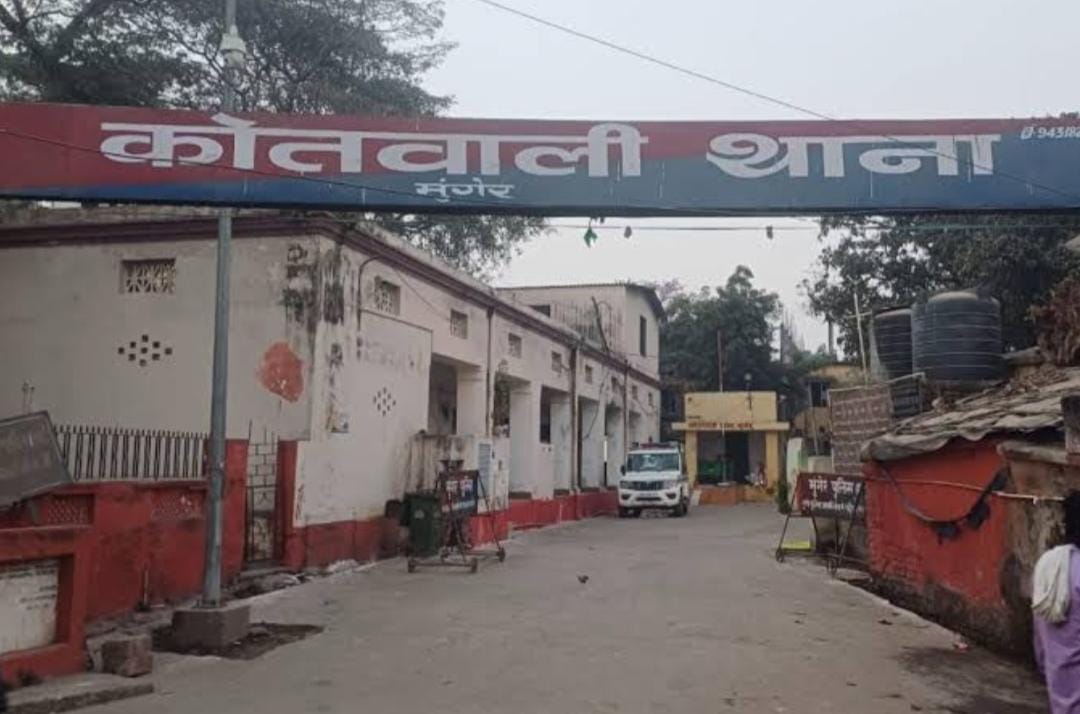नौकरी मिलते ही पति ने बदला रंग, पत्नी को घर से निकाला; कोतवाली थाने में शिकायत