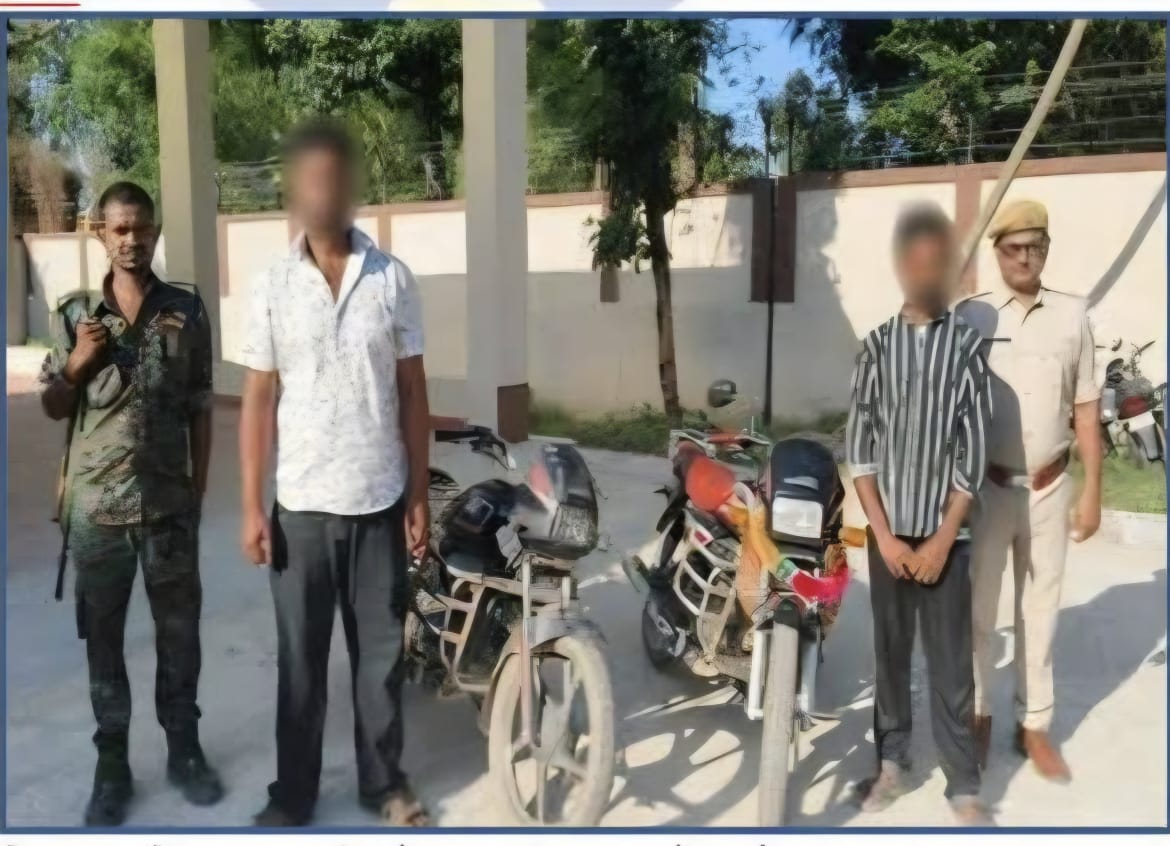 रोशना पुलिस की बड़ी कार्रवाई, चोरी की दो बाइक के साथ दो चोर गिरफ्तार