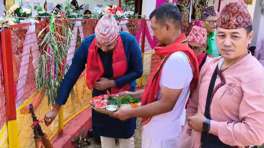 रांची में गोरखा बटालियन की शस्त्र पूजा, खुखरी-राइफल पर चढ़े फूल, 146 साल पुरानी परंपरा कायम