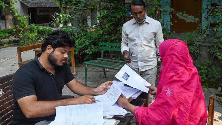 SIR: छह राज्यों में मिले 1600 संदिग्ध विदेशी नागरिक, झारखंड में तीन अफगानी भी शामिल